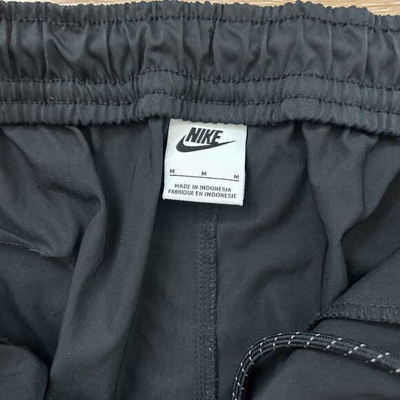 Nike Men’s Club Woven Tapered Pants Black Size M – Preowned, Great Condition - Picture 5 of 7